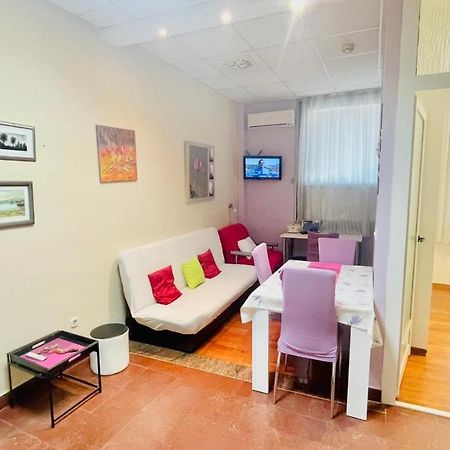 Vintage Apartment Inside City Galleria - Zadar Luaran gambar